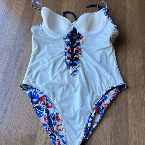 Nanette Lepore Deauville Vamp Sailboat Swimsuit Underwire Bathing Suit size M - Picture 12 of 15
